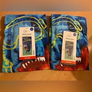 Mainstays Blue and Red Beach Towel 2